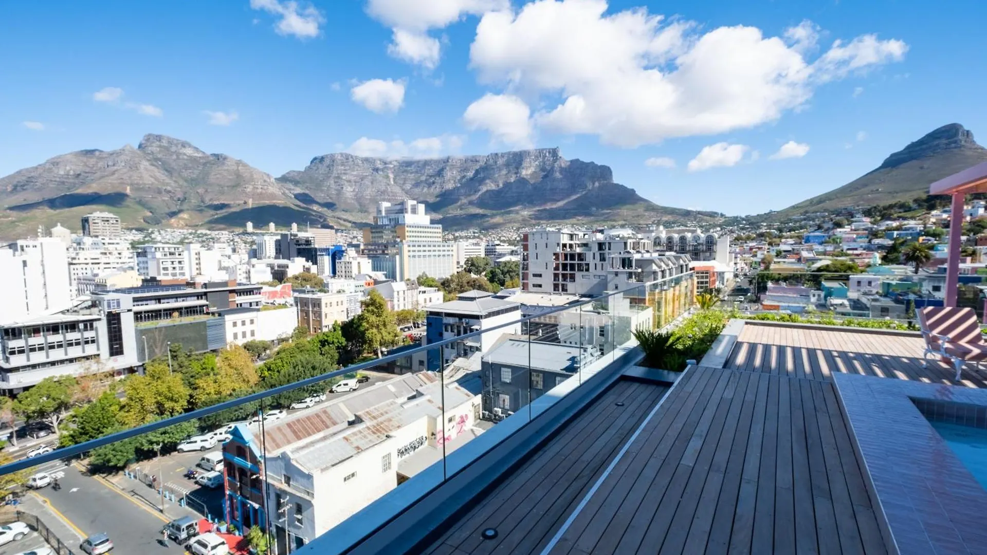 The Rose 507: Studio Apartment With Rooftop Pool Cape Town